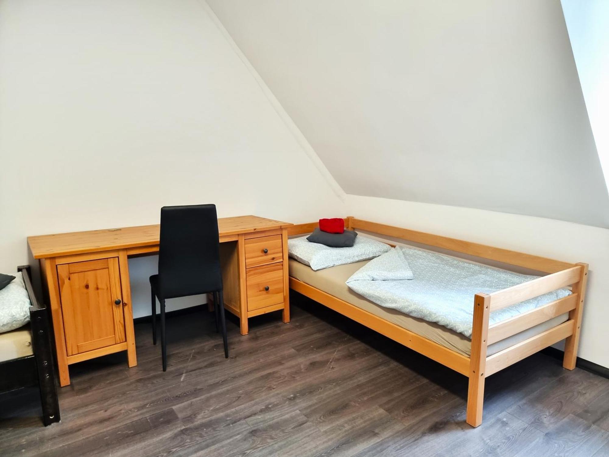 Appartamento Rentcenter79 Sankt Peter-Freienstein Esterno foto