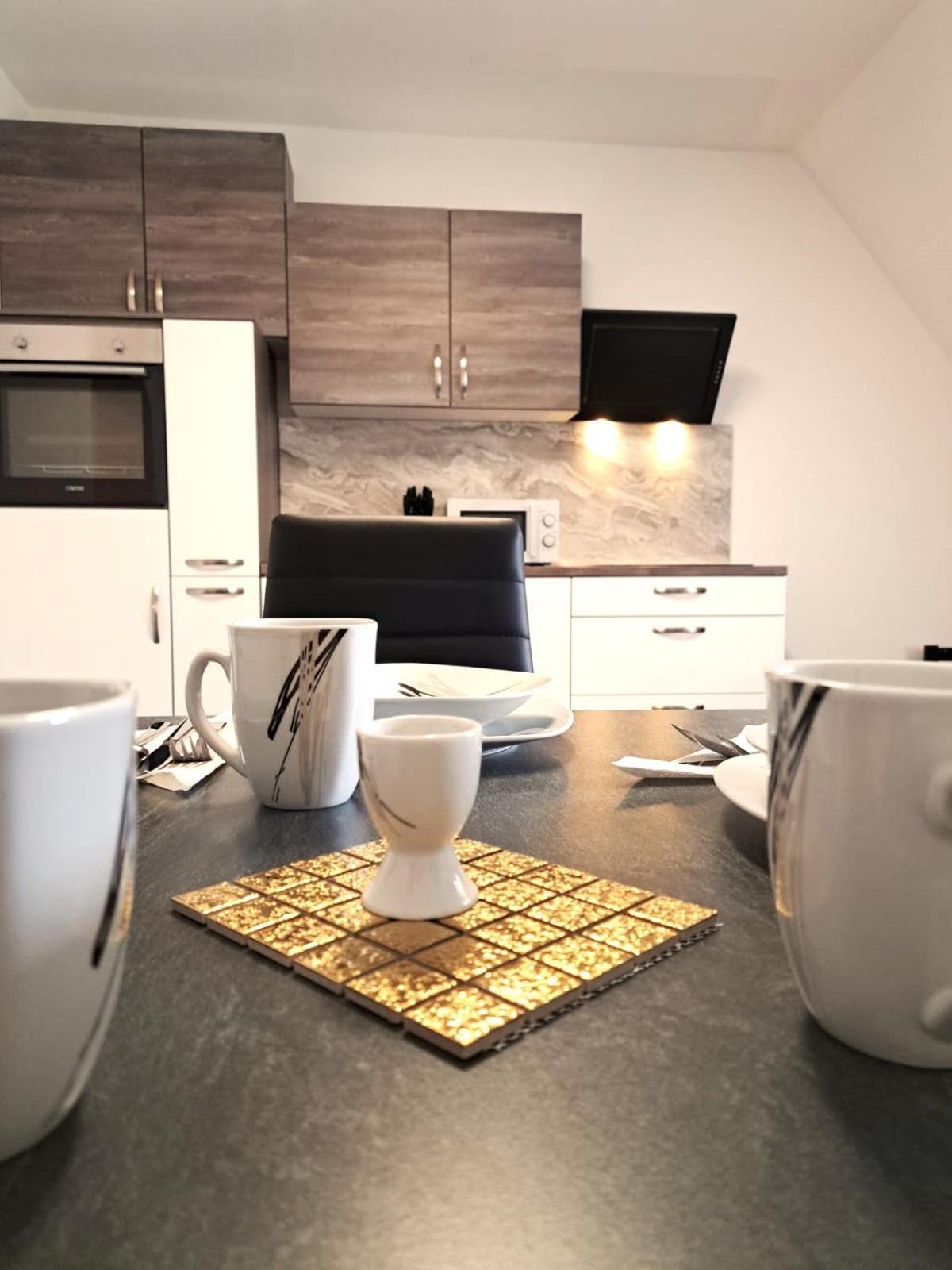 Appartamento Rentcenter79 Sankt Peter-Freienstein Esterno foto