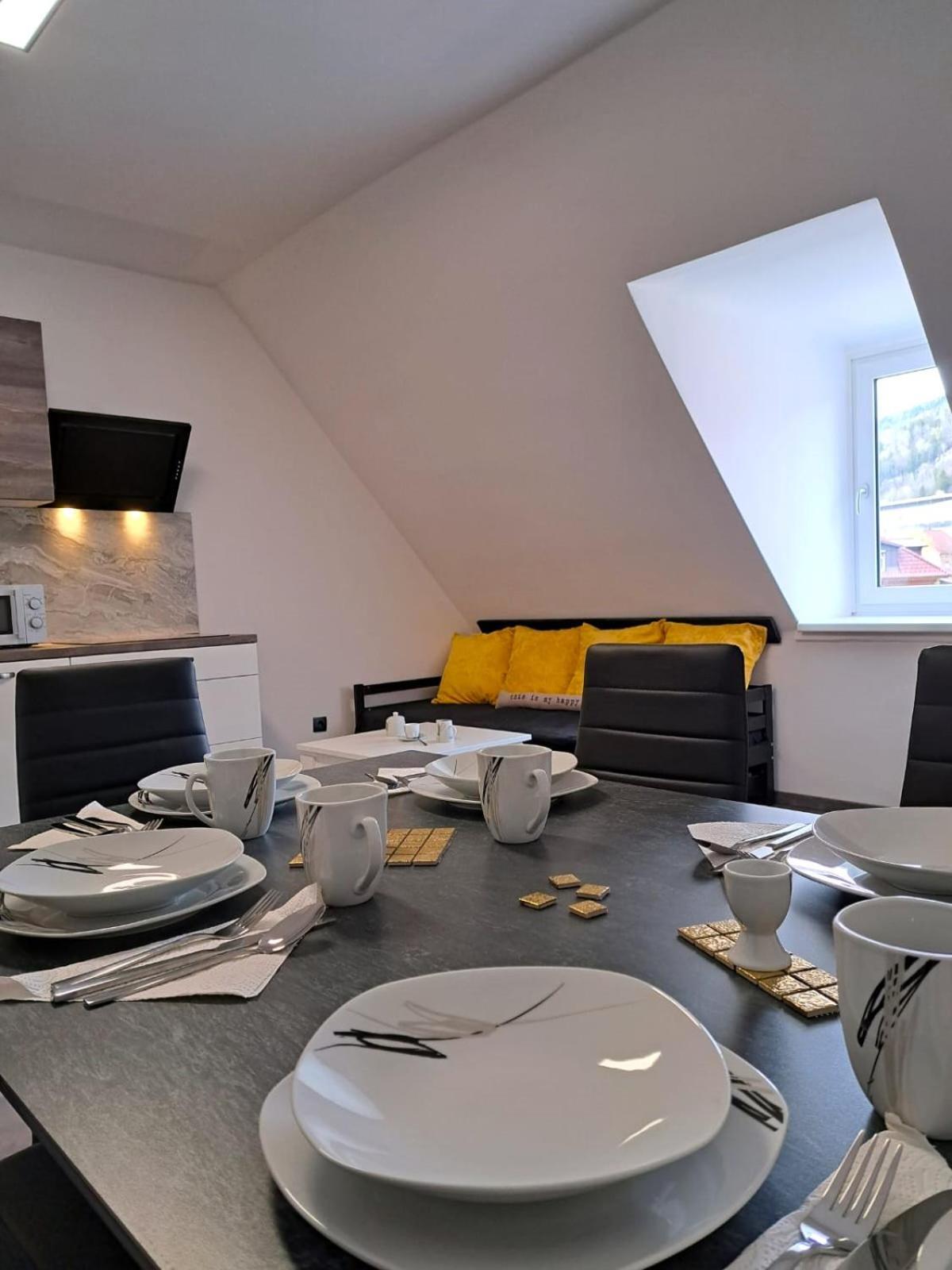 Appartamento Rentcenter79 Sankt Peter-Freienstein Esterno foto