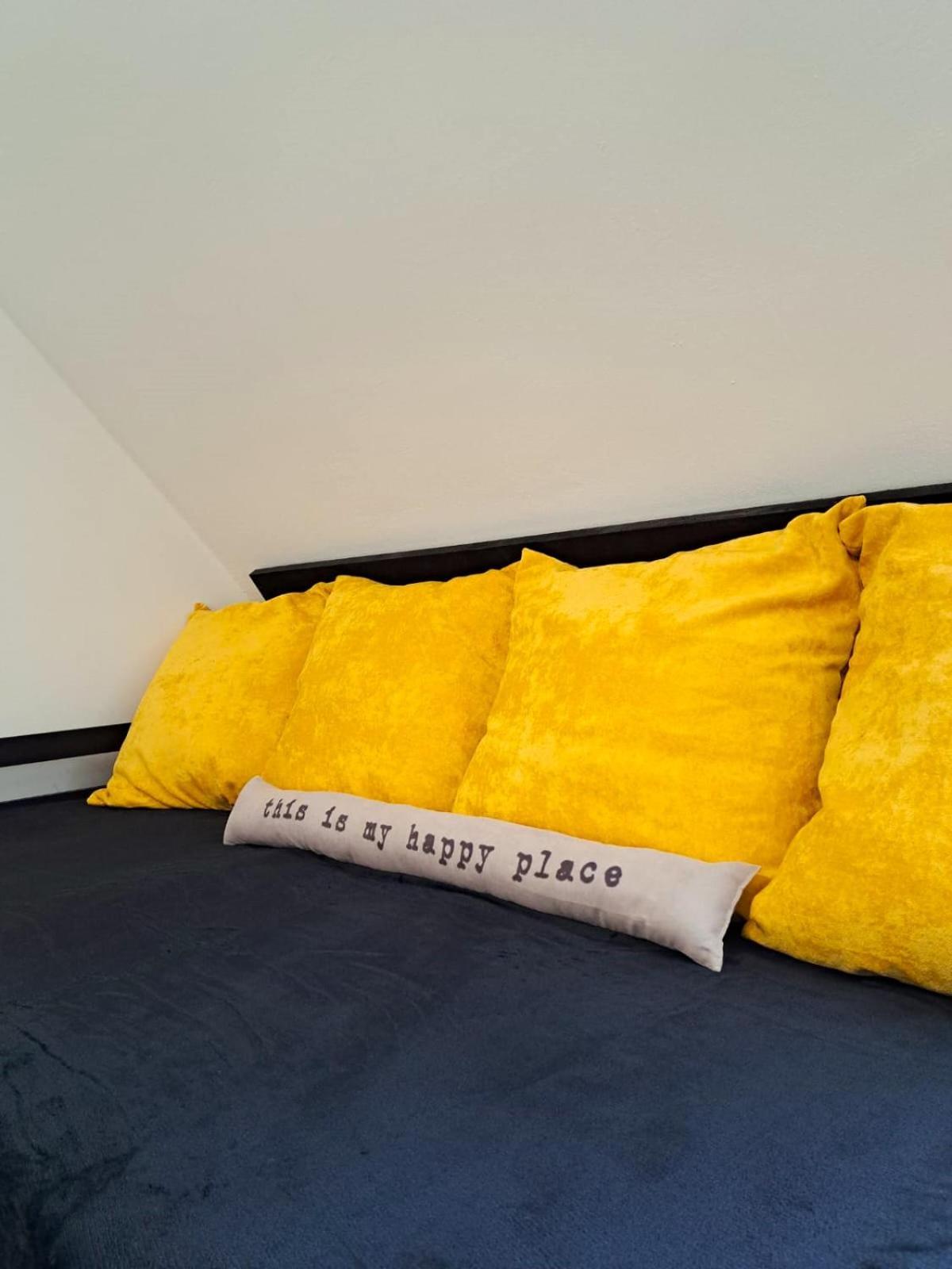 Appartamento Rentcenter79 Sankt Peter-Freienstein Esterno foto