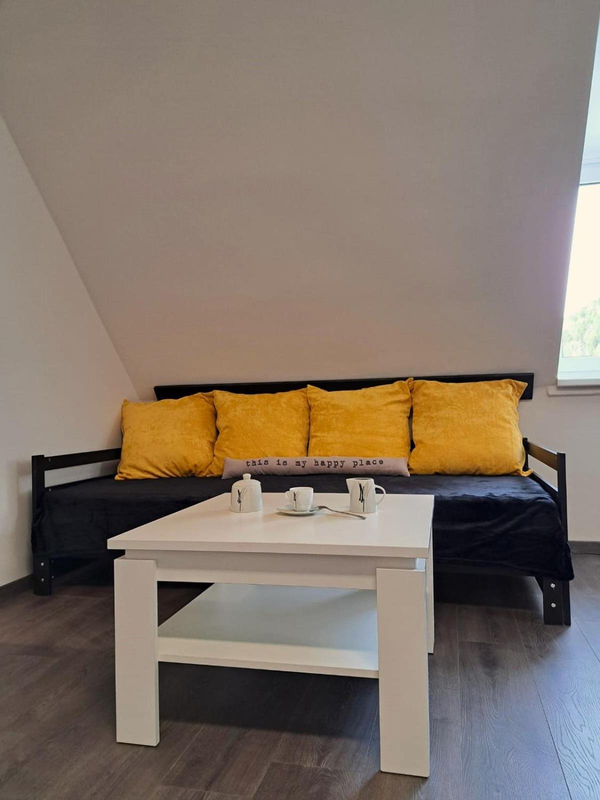 Appartamento Rentcenter79 Sankt Peter-Freienstein Esterno foto